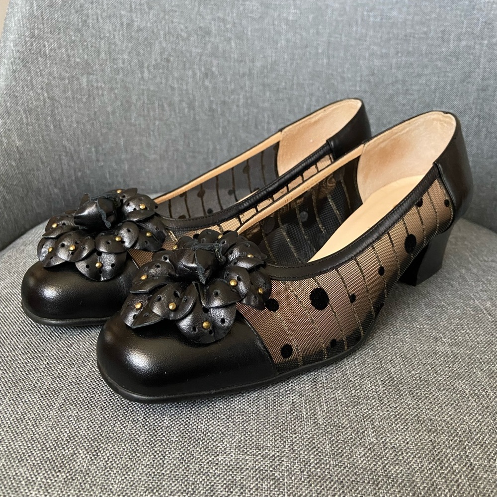 Gres Paris Black Leather Polka Dot Heels 6.5